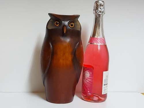 RARE FEATHERS OF KNYSNA LIMITED EDITION AFRICAN COLLECTION LARGE OWL, HAND CARVED AND PAINTED