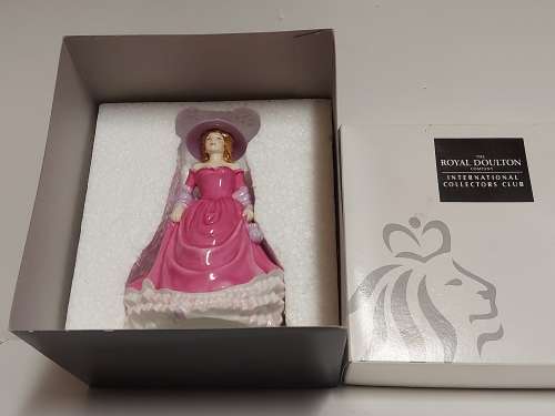 ROYAL DOULTON BOXED INTERNATIONAL COLLECTORS CLUB SUMMERBREEZE HN 4587 BONE CHINA FIGURINE