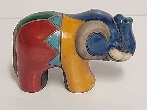 STUNNING VINTAGE SMALL RAKU POTTERY ELEPHANT FIGURINE IN VIVID COLOURS