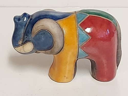 STUNNING VINTAGE SMALL RAKU POTTERY ELEPHANT FIGURINE IN VIVID COLOURS