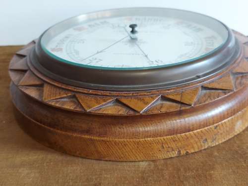 AMAZING FIND! LARGE SOLID OAK CARVED LLOYD, PAYNE AND AMIEL, MANCHESTER ANEROID BAROMETER