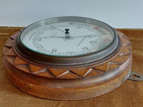 AMAZING FIND! LARGE SOLID OAK CARVED LLOYD, PAYNE AND AMIEL, MANCHESTER ANEROID BAROMETER
