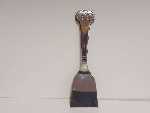 CARROL BOYES FUNCTIONAL ART: BEAUTIFUL 18/8 STAINLESS STEEL SPATULA