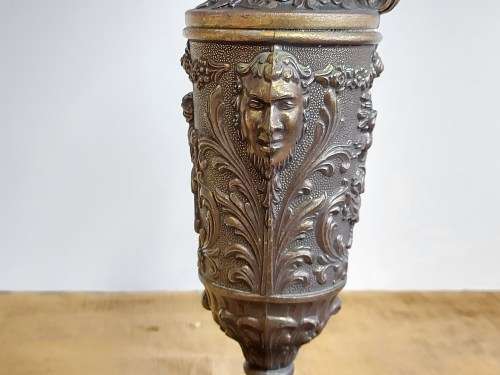 VINTAGE ITALIAN PELTRATO 95% (PEWTER) TALL PITCHER, SOLID AND HEAVY CONSTRUCTION