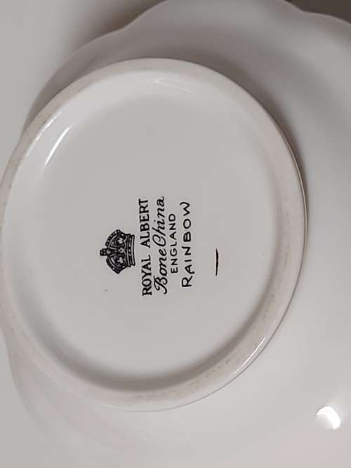 AWESOME VINTAGE 1950-1970 ROYAL ALBERT RAINBOW BONE CHINA SUGAR BOWL IN MINT CONDITION