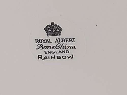VINTAGE 1950-1970 ROYAL ALBERT RAINBOW BONE CHINA TWIN HANDLED CAKE PLATTER IN MINT CONDITION