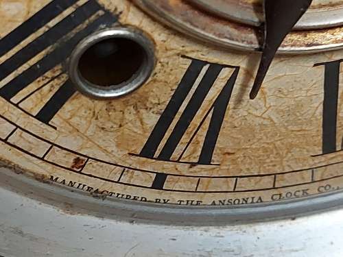 VINTAGE ANSONIA MANTLE CLOCK WITH KEY AND PENDULUM , MADE IN THE USA AND IN A WORKING CONDITION