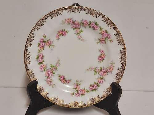 VINTAGE ROYAL ALBERT DIMITY ROSE BONE CHINA TEA TRIO