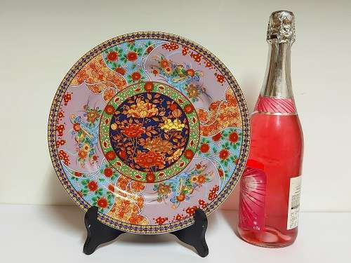 GENUINE IMPERIAL KYOTO IMARI PLATE IN AN MINT CONDITION