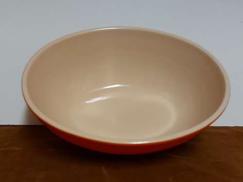 AWESOME LARGE LE CREUSET CERAMIC OVEN DISH IN A MINT CONDITION