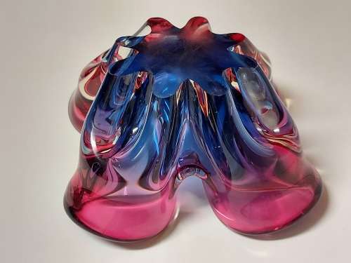 AMAZINGLY BEAUTIFUL MURANO STUDIO ART GLASS MULTIPLE COLOURS BOWL HEAVY BOWL, WEIGHING 1,523 KG