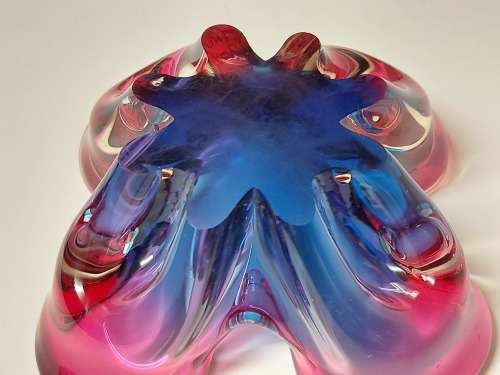 AMAZINGLY BEAUTIFUL MURANO STUDIO ART GLASS MULTIPLE COLOURS BOWL HEAVY BOWL, WEIGHING 1,523 KG