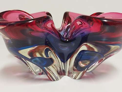 AMAZINGLY BEAUTIFUL MURANO STUDIO ART GLASS MULTIPLE COLOURS BOWL HEAVY BOWL, WEIGHING 1,523 KG
