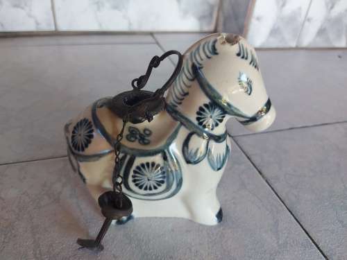 AWESOME VINTAGE ORIENTAL HORSE-SHAPED OPIUM PIPE