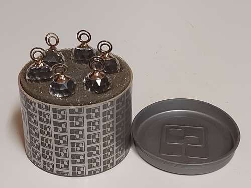 AWESOME! BOXED SWAROVSKI CRYSTALS SET OF SIX PLACE CARD HOLDERS