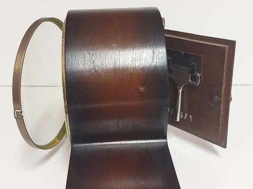 VINTAGE HERMLE MANTEL CLOCK IN WORKING CONDITION, MADE IN GERMANY AND WITH A  KEY