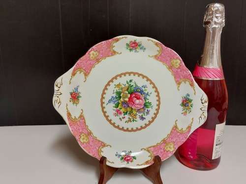 VINTAGE ROYAL ALBERT BONE CHINA LADY CARLYLE TWIN HANDLED CAKE PLATTER