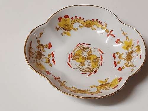 RARE VINTAGE MEISSEN YELLOW DRAGON PATTERN SCALLOPED SMALL OVAL BOWL