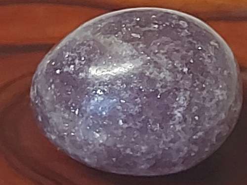 PAIR OF SMALL TO MEDIUM HIGHLY POLISHED GEMSTONE EGG, WEIGHING 69 GRAM