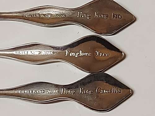 STUNNING CANTEEN HONG KONG COLLECTORS TREASURY SILVER PLATED JAPAN TEA SPOON SET