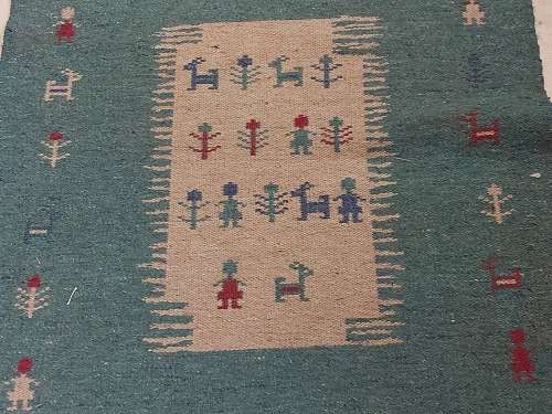 VINTAGE HAND WOVEN PURE WOOL CARPET, MEASURING 64 CM X 40 CM