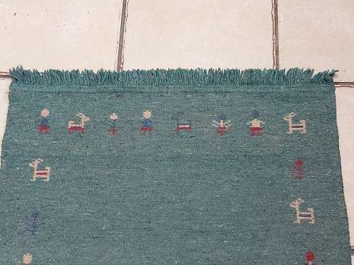 VINTAGE HAND WOVEN PURE WOOL CARPET, MEASURING 64 CM X 40 CM