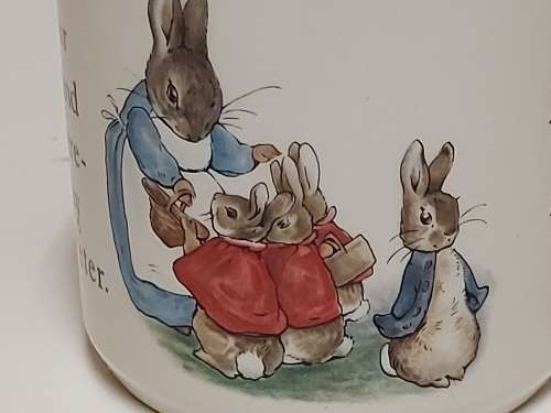 BEAUTIFUL WEDGWOOD OF ERTRURIA BEATRIX POTTER DESIGNS PETER RABBIT MUG