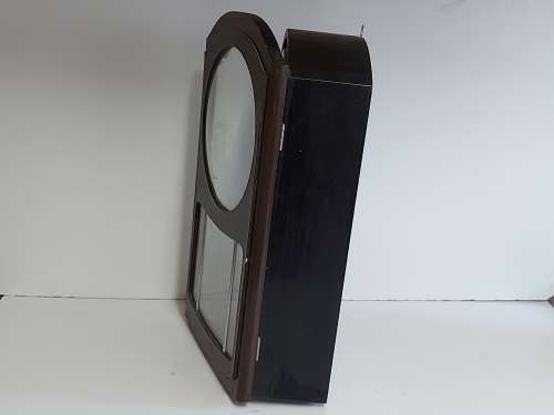 VINTAGE SEIKO 30 DAY JAPAN WALL CLOCK IN A WOODEN CASING, WITH KEY AND PENDULUM AND WORKING