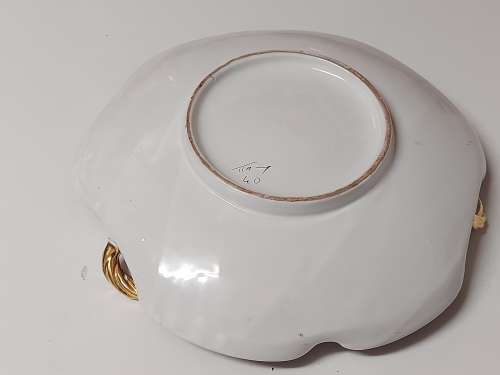 GREAT FIND! LARGE VINTAGE ITALIAN HIGHLY DECORATED HAND-PAINTED PORCELAIN BOWL/CENTREPIECE