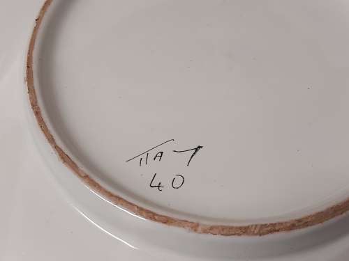 GREAT FIND! LARGE VINTAGE ITALIAN HIGHLY DECORATED HAND-PAINTED PORCELAIN BOWL/CENTREPIECE