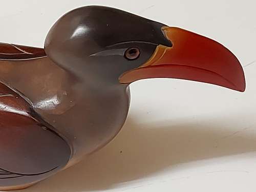 FEATHERS OF KNYSNA LIMITED EDITION 91 OF 975 CROWNED HORNBILL, HAND PAINTED AND CARVED IN KNYSNA