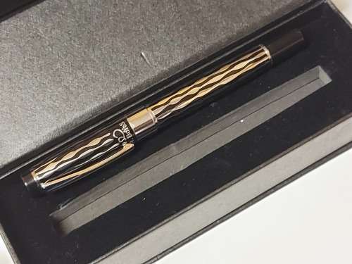 AWESOME BOXED CARROLL BOYES PEN IN MINT CONDITION AND WORKING