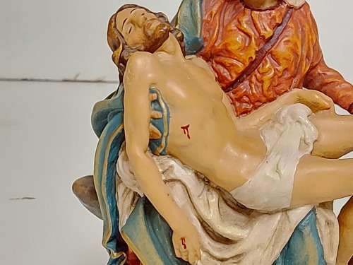 ULTRA RARE VINTAGE OTCO DESIGNER WOOD CARVED MADONNA AND JESUS SCULPTURE, MADE IN ITALY
