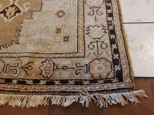 STUNNING VINTAGE PURE WOOL, HAND KNOTTED ANATOLIAN TURKISH RUG MEASURING 2.06 X 1.10 METRES