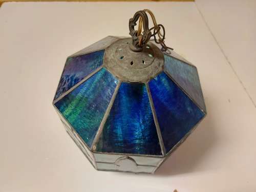 STUNNING BURNISHED COLOURED GLASS TIFFANY STYLE CEILING LIGHT, WITH LACE AGATE SLICES INSERTS