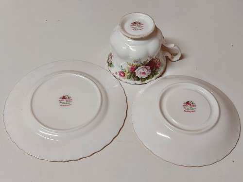 STRIKING VINTAGE ROYAL ALBERT BONE CHINA CELEBRATION TEA TRIO