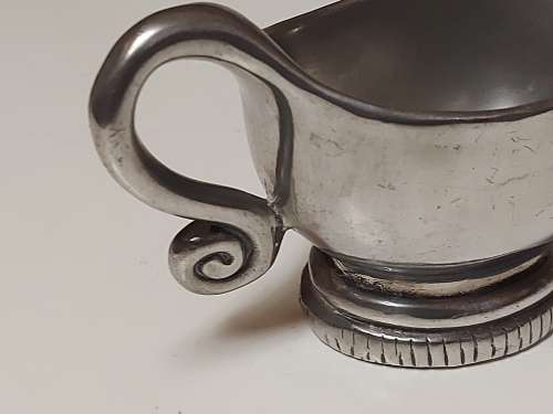 VINTAGE CARROL BOYES FUNCTIONAL ART SOLID AND HEAVY EARLY DESIGN PEWTER CREAMER