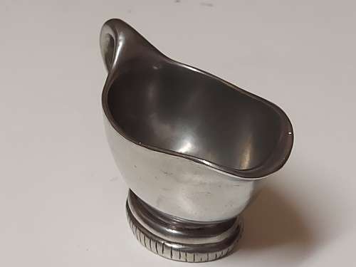 VINTAGE CARROL BOYES FUNCTIONAL ART SOLID AND HEAVY EARLY DESIGN PEWTER CREAMER