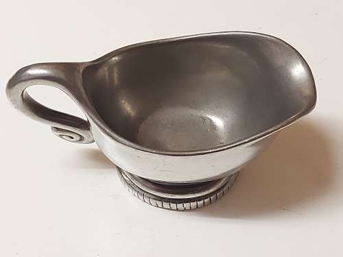 VINTAGE CARROL BOYES FUNCTIONAL ART SOLID AND HEAVY EARLY DESIGN PEWTER CREAMER