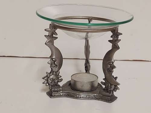 BEAUTIFUL SILVER METAL AND GLASS AROMATHERAPY BURNER