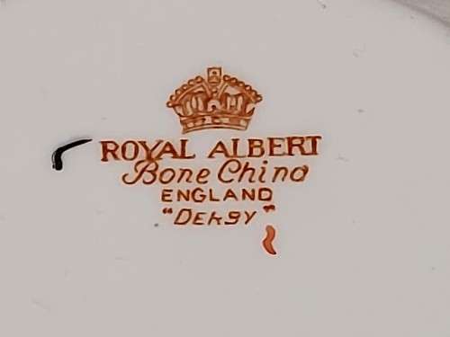 SPECTACULAR 1950s ROYAL ALBERT BONE CHINA DERBY TWIN-HANDLED TRINKET DISH IN GREAT CONDITION