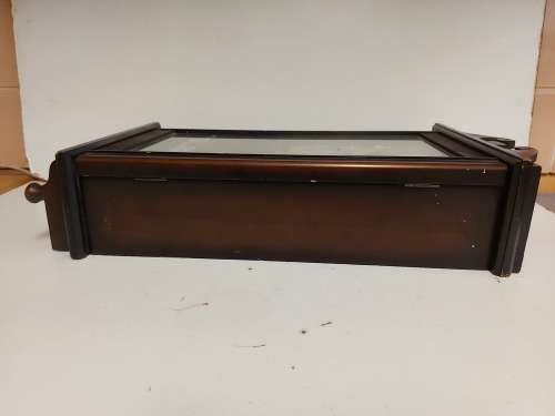 VINTAGE RHYTHM 30 DAY WALL CLOCK IN A WOODEN CASING, WITH KEY AND PENDULUM AND WORKING