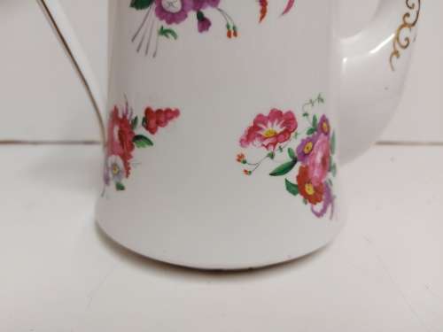 GORGEOUS AND ELEGANT VINTAGE 1940`s ROYAL ALBERT BONE CHINA LADY ANGELA COFFEE POT