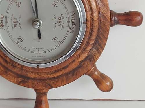 VINTAGE SHORTLAND SB BRITISH MADE HARDWOOD SHIPS BAROMETER.