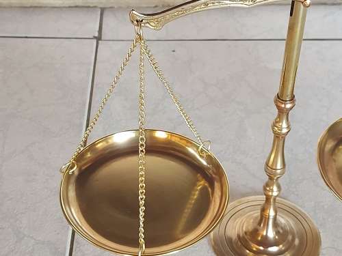 VINTAGE BRASS SCALES OF JUSTICE