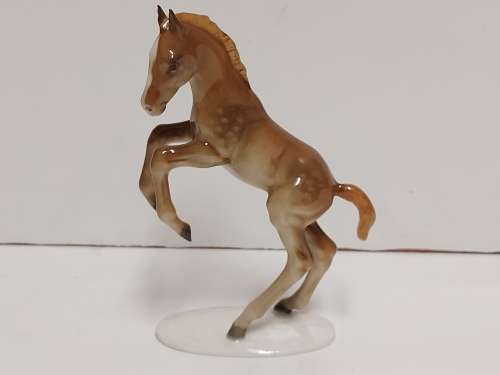 VINTAGE LORENZ HUTSCHENREUTHER KUNSTABTEILUNG GERMANY DAPPLED CHESTNUT PORCELAIN HORSE FIGURINE