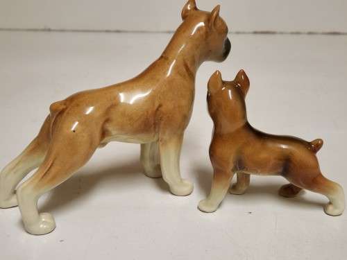BEAUTIFUL VINTAGE PAIR OF MEISEN MADE IN GERMANY PORCELAIN BOXER DOG FIGURINES