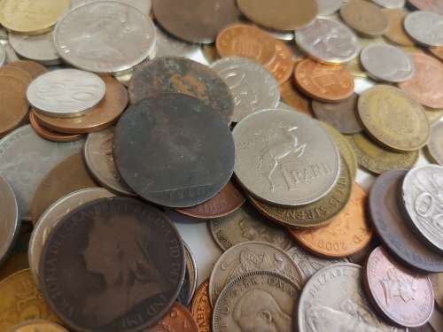 HUGE COLLECTION OF 1 000 MIXED COINS OF THE WORLD, INCLUDING SOUTH AFRICAN COINS, 5.2 KG