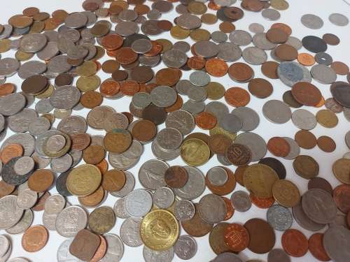 HUGE COLLECTION OF 1 000 MIXED COINS OF THE WORLD, INCLUDING SOUTH AFRICAN COINS, 5.2 KG