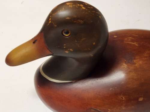 FEATHERS GALLERY LIMITED EDITION 131 OF 975 MALLARD (ANAS PLATYRHYNCHOS), HAND CARVED IN KNYSNA